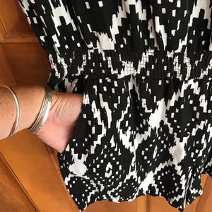 LOFT Outlet Lounge black & white romper women’s M